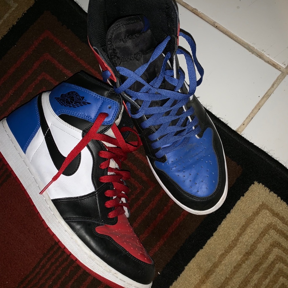 Air Jordan 1 top 3